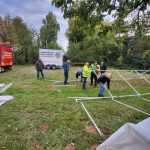 Schmankerlmarkt im Kreisobstlehrgarten Neukirchen bei Bogen mit Bayerwoid- Burger, Schupfnudeln, Bratwurstsemmeln, Kuchen, Torten, Kaffee und kalten Getränken