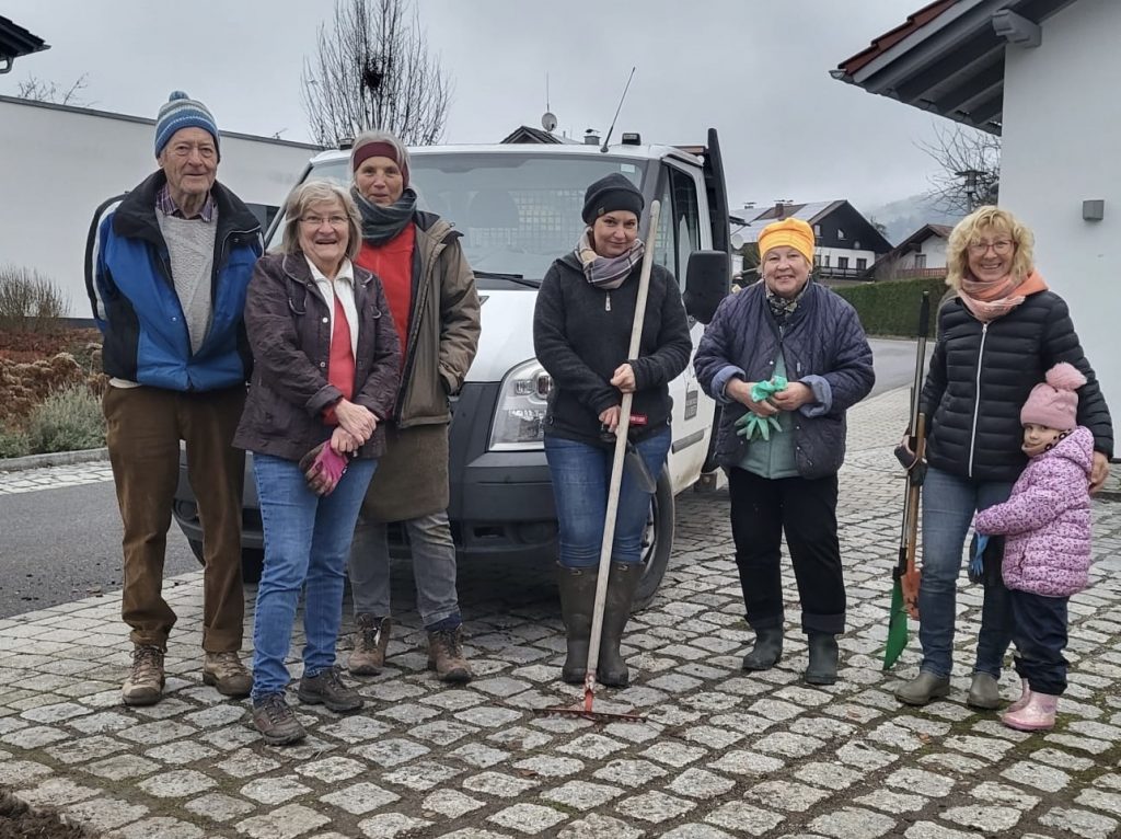 Neugestaltung Staudenbeet, Hans Naimer, Katharina Schumann, Marlies Högerl, Verena Forman, Johanna Altmann, Sonja Bernhard